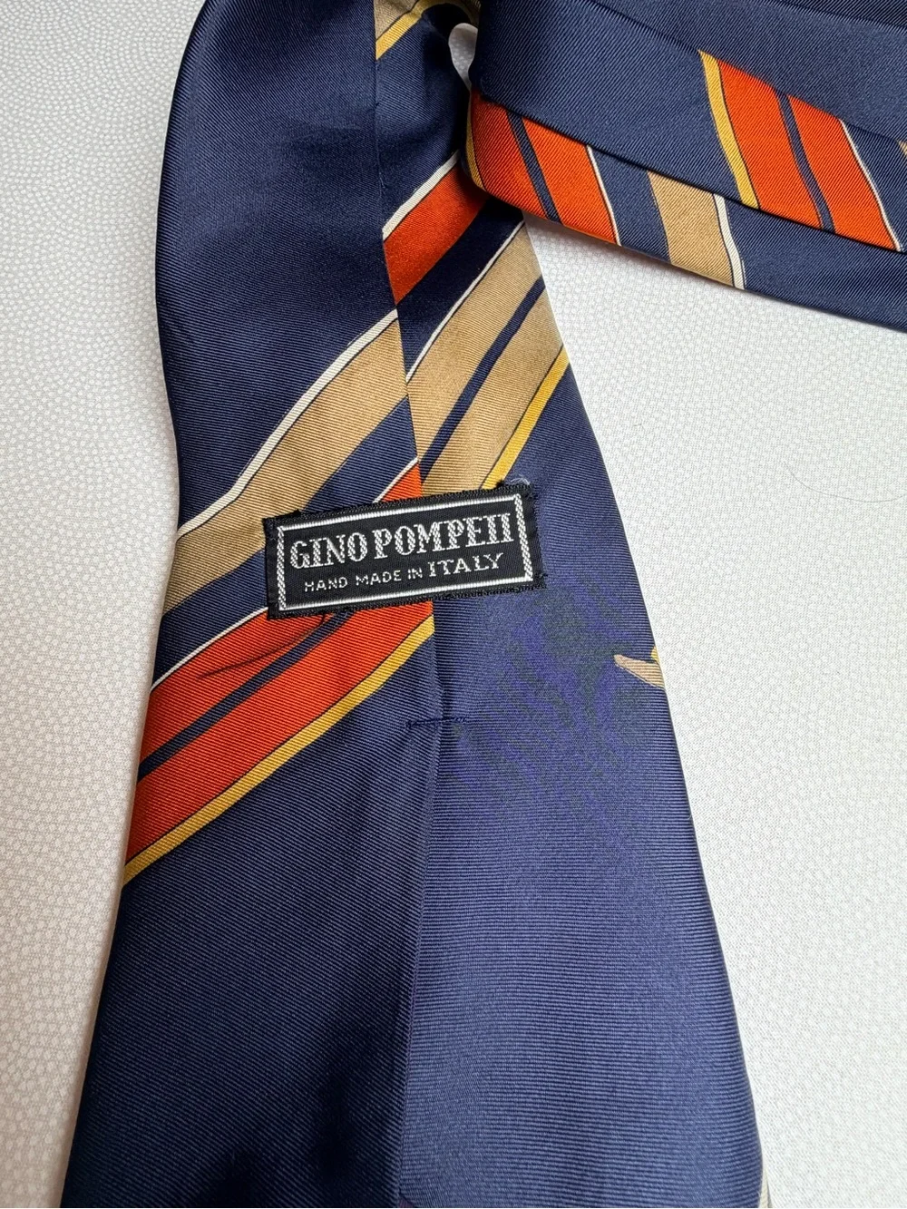 Vintage 1970’s Gino Pompeii 100% Silk Tie Novelty Man Reading Handmade In Italy